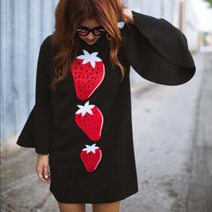 Strawberry minidress with bell sleeves